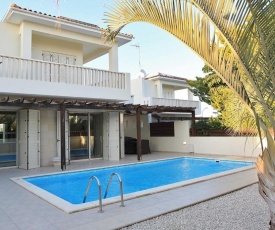 Villa Larnaca Bay Resort