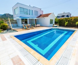 Villa Med. Coast Deluxe