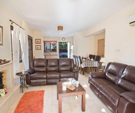 Villa Meridio - Modern 3 Bedroom Ayia Thekla Villa - Short Drive to the centre of Ayia Napa