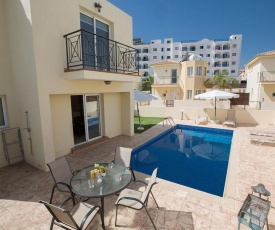 Villa Nelopis Dyo - Lovely 3 Bedroom Pernera Villa with Pool - Walking Distance to Amenities