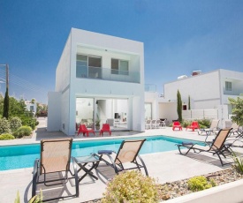 Villa Ochosto Chrysos - Stunning 5 Bedroom Protaras Villa - Close to Fig Tree Bay Beach
