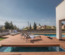 Villa Petreris Dyo - Lovely 3 Bedroom Ayia Napa Villa with Pool - Short walk to Nissi Avenue