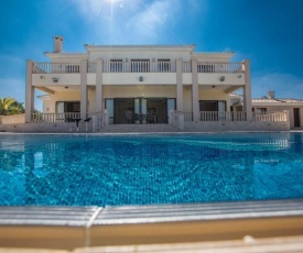 Villa Protaras Deluxe Fabulous and luxurious 7BDR Villa Close to Fig tree Bay Beach