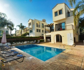 Villa Protaras Paralia Spacious 4BDR Central Protaras Villa Close to Fig Tree Bay Beach