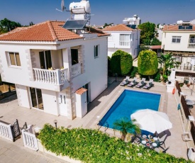 Villa Scarlett