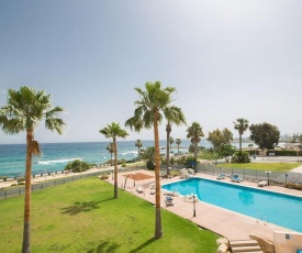 Apt Lasonos Asimi - Luxury 3 Bedroom Appartment - Protaras Apt with Communal Pool on Fig Tree Bay
