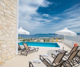 Villa Tavrou Dyo - Luxury 3 Bedroom Latchi Villa with Private Pool - Stunning Sea Views