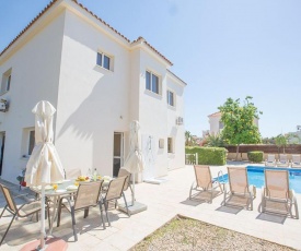 Villa Thekla - Modern 3 Bedroom Ayia Thekla Villa with Pool - Close to the Beach