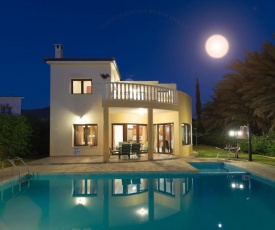 Villa Tsikkos Tria