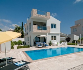 Villa Verdi: Luxury villa with private pool