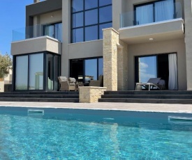 Windhill Edge Villa