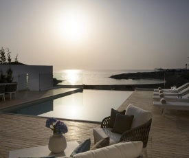 You and Your Family will love this Beachfront Villa, Protaras Villa 1539
