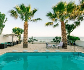 Zygi Beach Villa