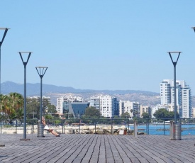 ARTEMIS 3, Beachfront Boutique Apartment