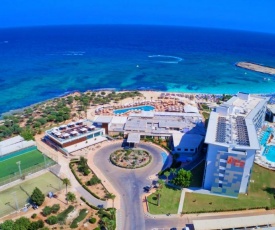 Asterias Beach Hotel