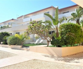 2 Bedroom Apartment, Nissi 3