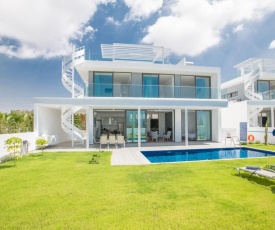 Ayia Napa Villa Sleeps 8 with Pool