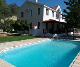Ayios Sozontas Villa - The ideal hideaway