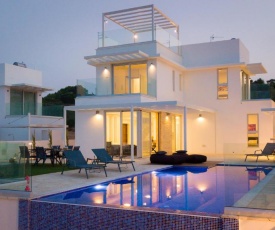 Azure Vista Villa