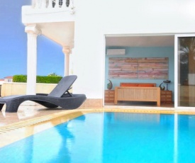 Beach Villa Sea View, XXL Pool, 4 Bedroom