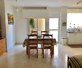 Beach, Marina, Old Town in Walking Distance!