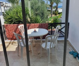 Beautiful 2 bedrooms flat,near beach,free parking