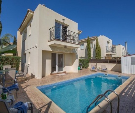 Beautiful 5 Star Holiday Villa in a Prime Location in Paralimni,Book Early to Secure Your Dates, Paralimni Villa 1319