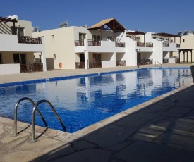 Beautiful quiet well-furnished Apartment B201 with large terrace, Wi-Fi & SAT TV