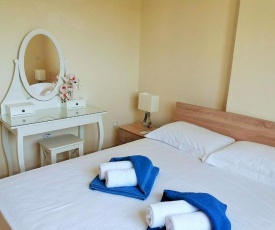 206 Sunrise Beach Apartment