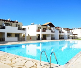 2nd floor 2 bedroom apartment, D204, 3 pools, village views, FREE WIFI