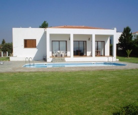 Chriseleni Latchi Villas